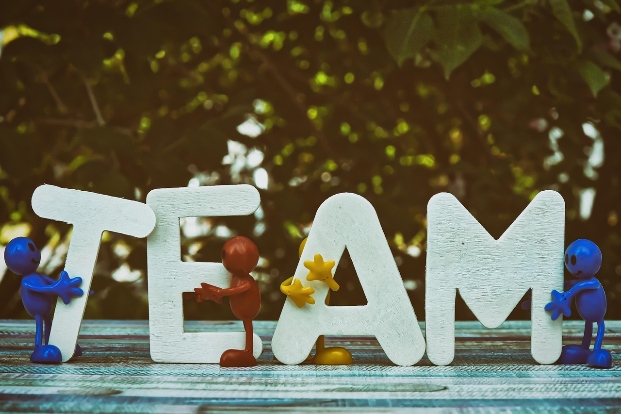 微信出售官网：直播平台做代理